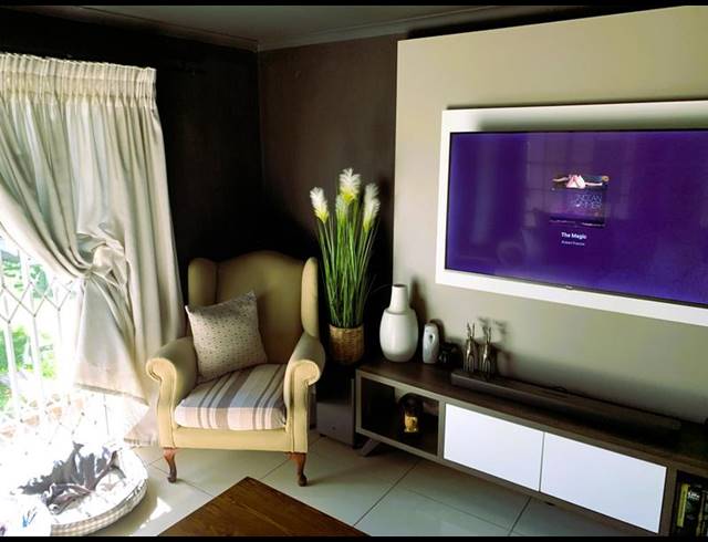 3 BEDROOM HOUSE FOR SALE IN SUNWARD PARK
